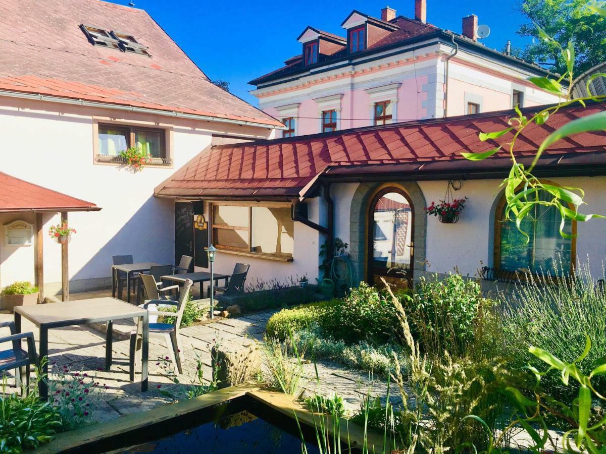 Pension Verona Nový Bor Eksteriør billede